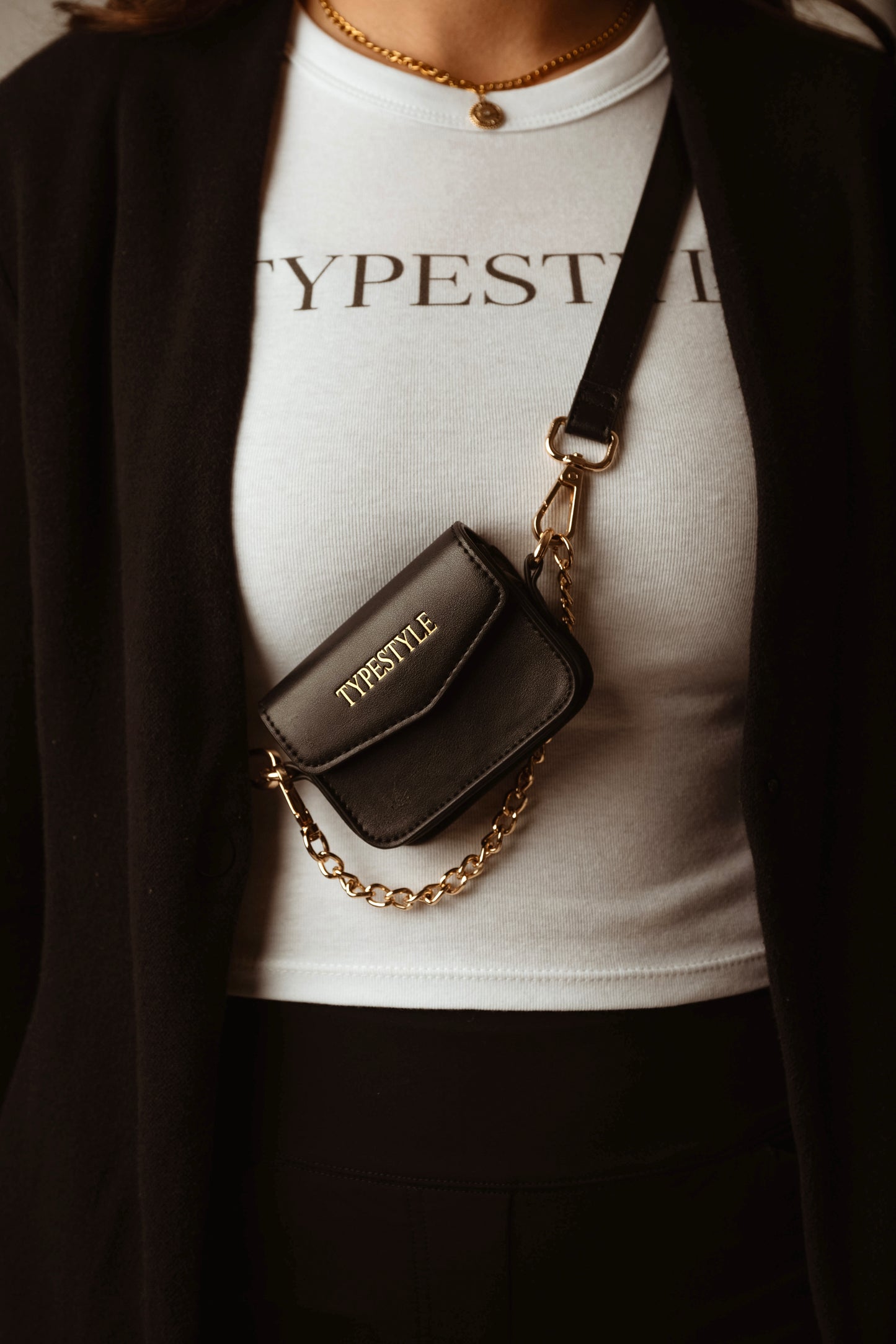 The Signature Satchel-Black