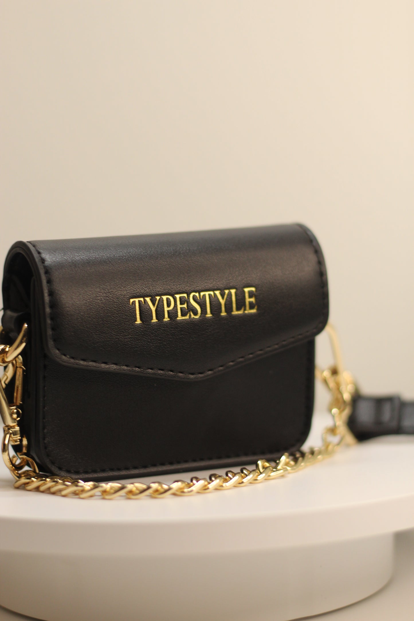 The Signature Satchel-Black